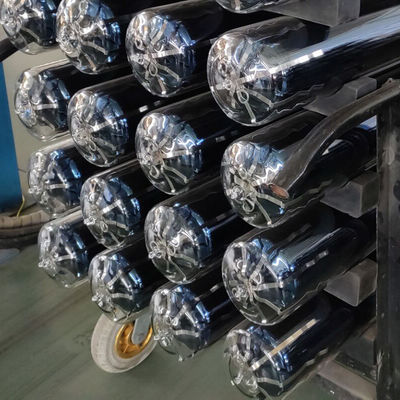 137 mm średnicy zewnętrznej Solar Thermal Vacuum Tube dla rozwiązań grzewczych wysokiej wydajności